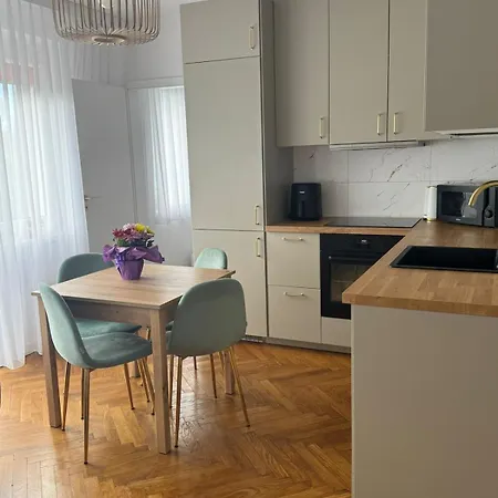 Mieszkanie Przy Ulicy Pilotow Appartement *